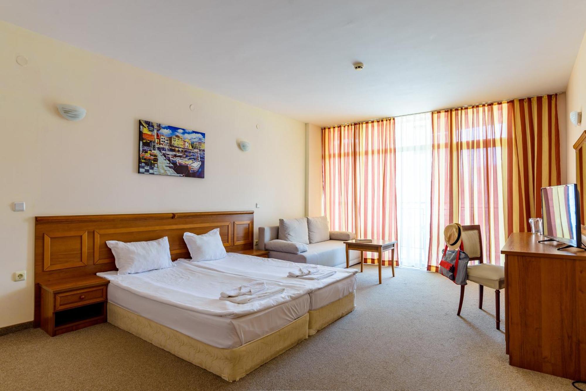 Tiva Del Mar Beach Hotel Sveti Vlas Exterior photo