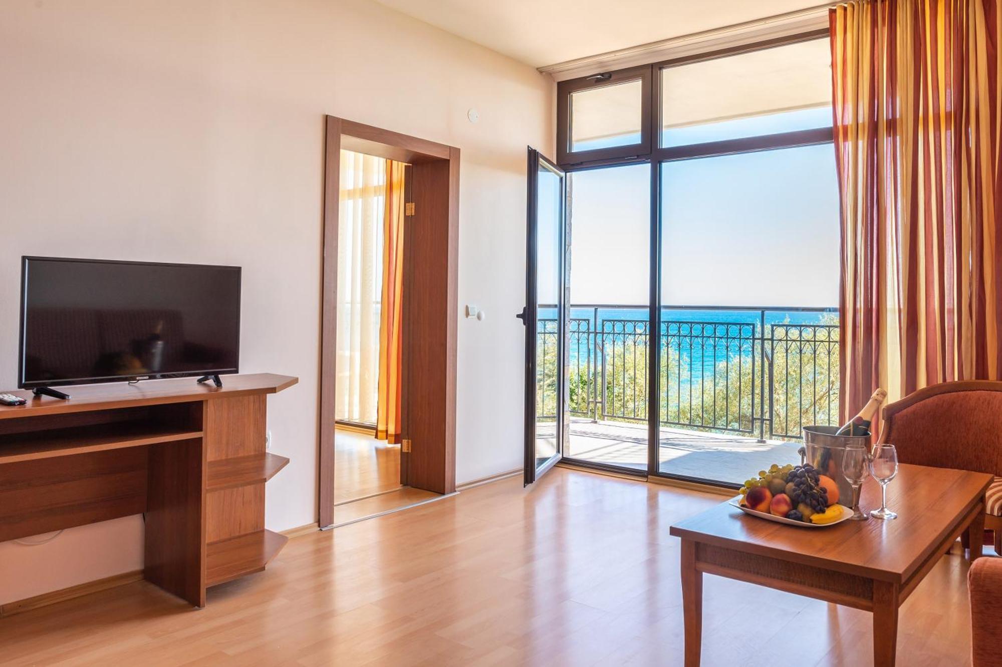 Tiva Del Mar Beach Hotel Sveti Vlas Exterior photo